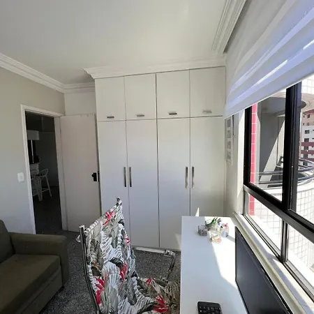 A 50m Da Beira Mar 2 Quartos Sendo Escritorio Sofa-cama, Ideal Para Empresarios E Office Apartamento Fortaleza (Ceara)
